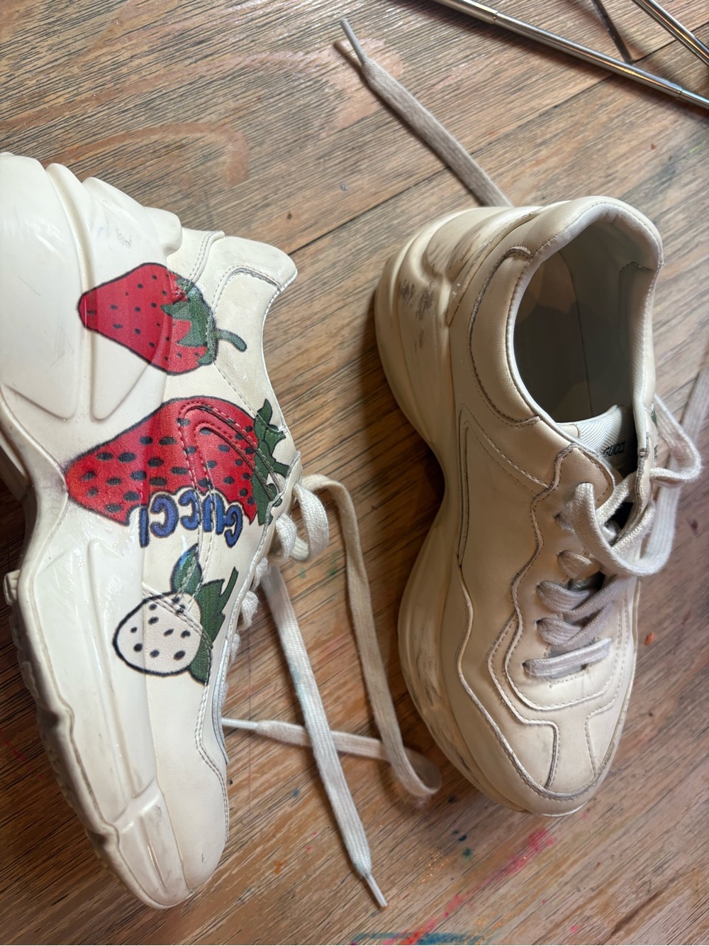 GUCCI Rhython Strawberry Sneaker - Picture 9 of 16